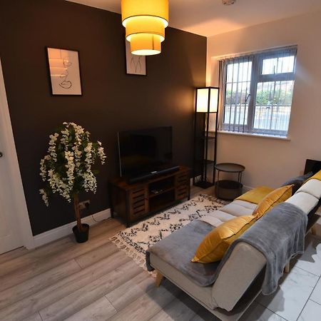 Exclusive!! Newly Refurbished Speedwell Apartment Near Bristol City Centre, Easton, Speedwell, Sleeps Up To 3 Guests Bagian luar foto