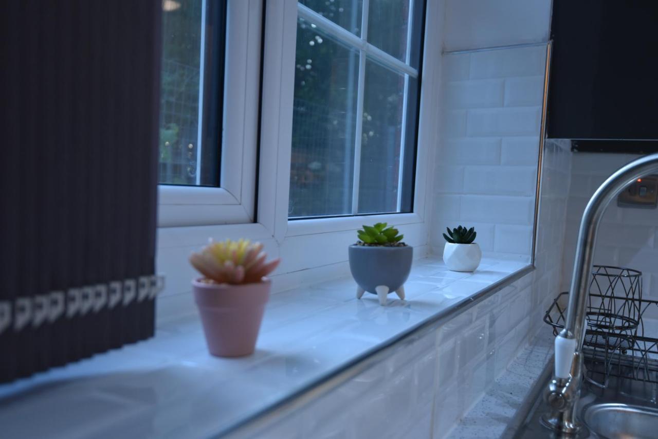 Exclusive!! Newly Refurbished Speedwell Apartment Near Bristol City Centre, Easton, Speedwell, Sleeps Up To 3 Guests Bagian luar foto
